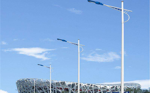 刚察LED路灯怎么选？众城照明解析高效节能新趋势